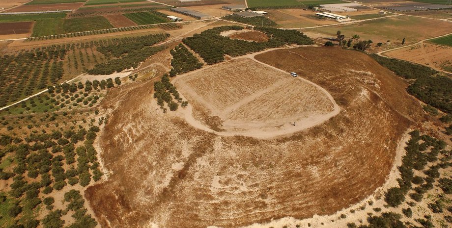 Холм Тель Кейсан. Ivgeni Ostrovski