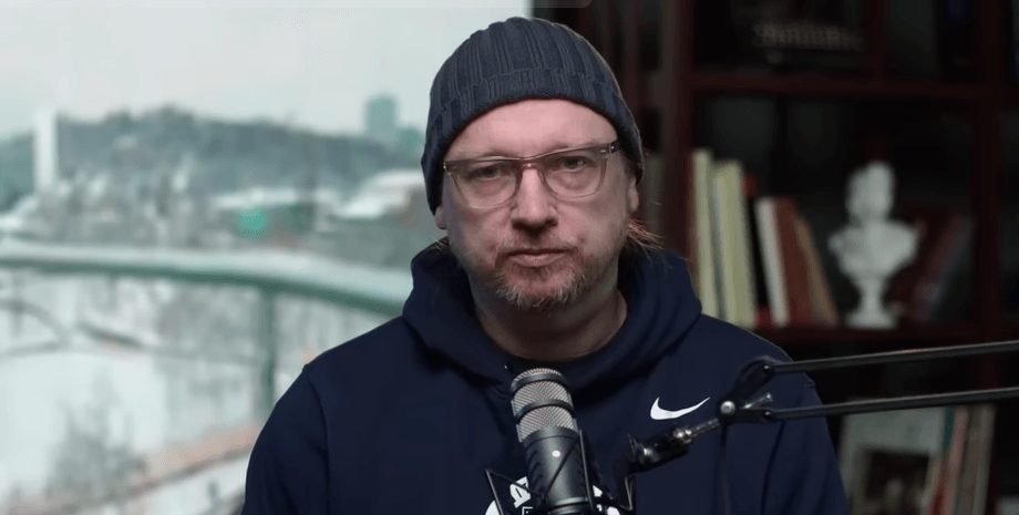 Владимир Петров