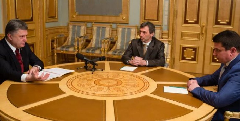 Петр Порошенко на встрече с претендентами на пост главы НАБ / Фото пресс-службы президента