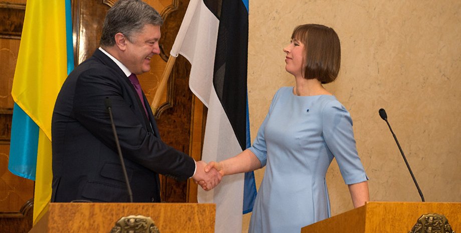 Встреча президентов Украины Петра Порошенко и Эстонии Керсти Кальюлайд / Фото: AFP