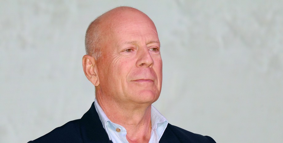 Брюс Вілліс Брюс Вілліс, суд на Пі Дідді