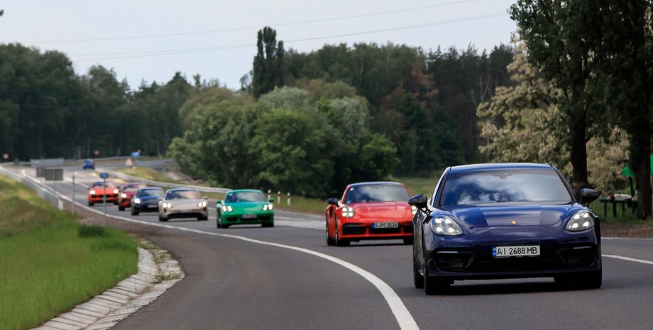 Porsche Road Tour