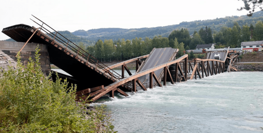мост, разрушенный мост, подрыв моста, подорванный мост