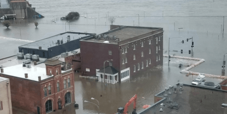 Скриншот видео