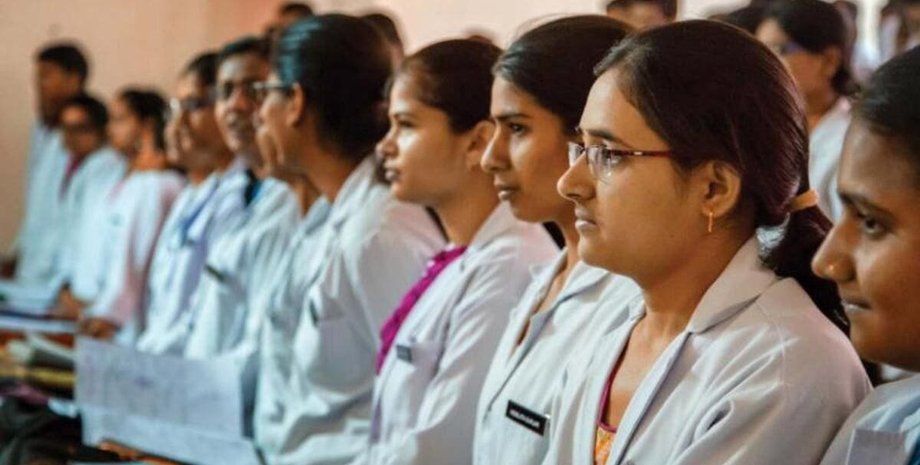 индийские студенты, посольство индии, эскалация конфликта, мид индии