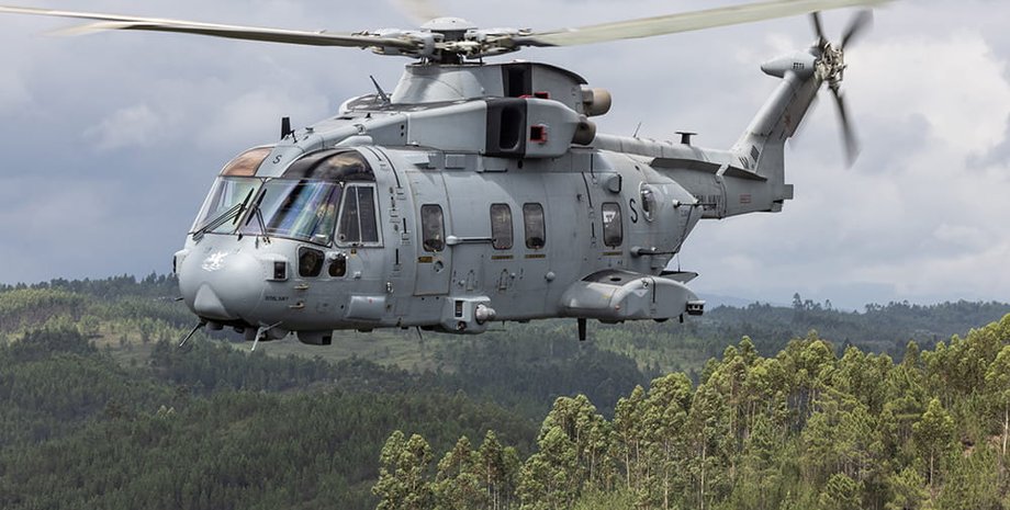 Вертолет Merlin Mk4