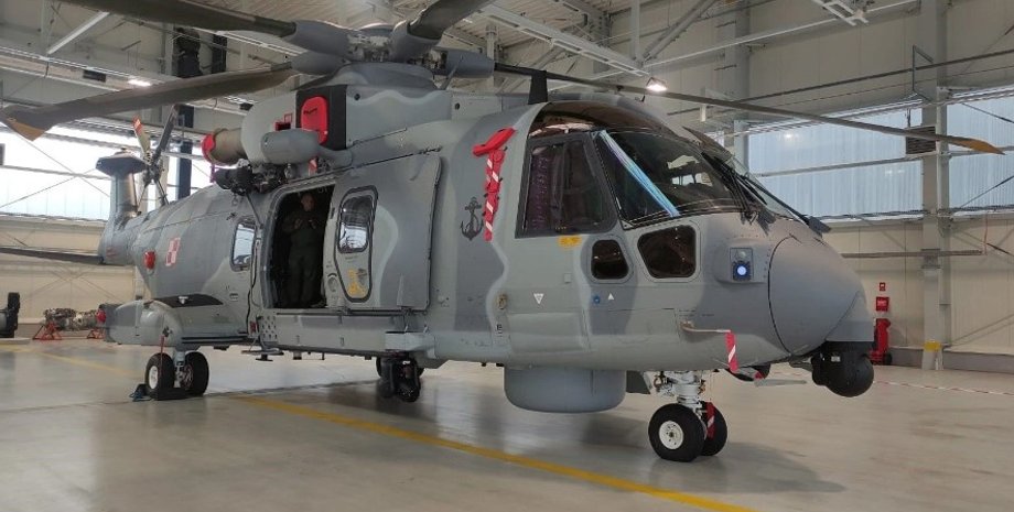 вертольоти Leonardo AW101, вертоліт AW101 ВМС Польщі