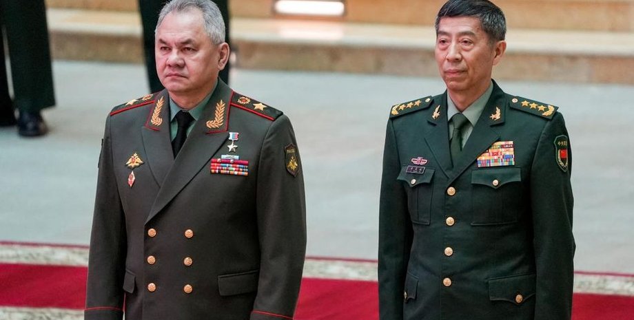 міністри Шойгу і чи Шанфу в Москві