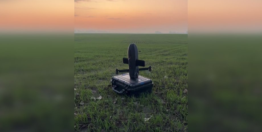 Дрон Салют перед запуском