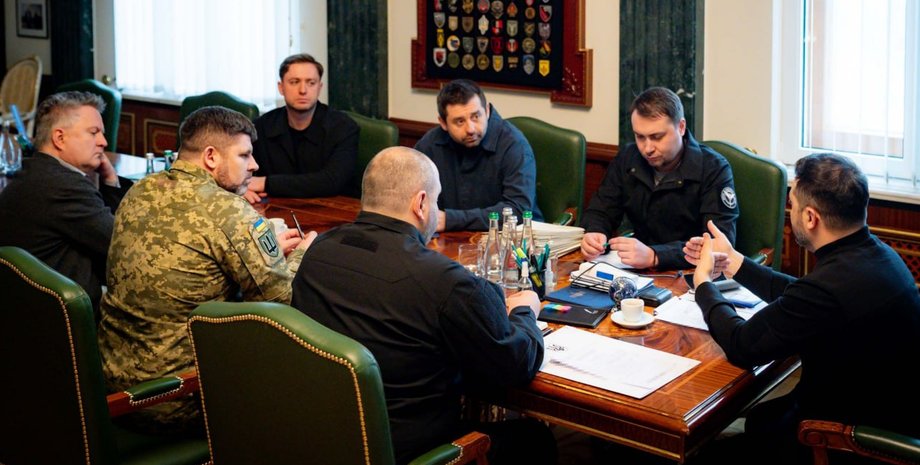 Встреча после переговоров в Абу-Даби в кабинете Зеленского