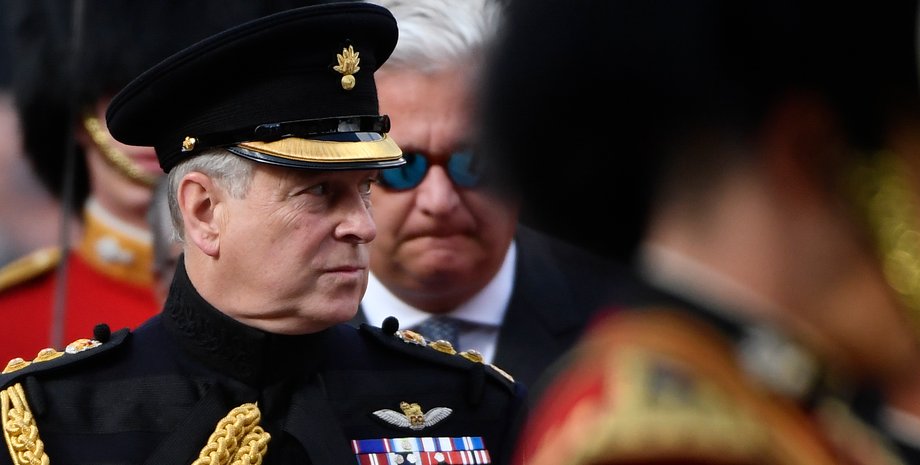 принц Эндрю, королевский титул, королевская семья, король карл, король чарльз, букингемский дворец