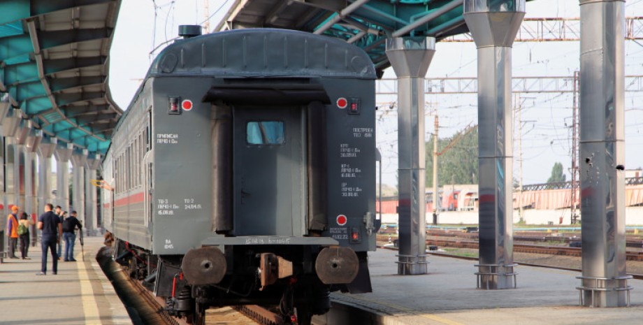 Západ vyzývá Kyjeva, aby věnoval pozornost železnici z Melitopolu do Rostova. Sp...