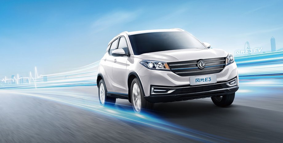 Dongfeng Seres 3, кроссовер Dongfeng, электромобиль Dongfeng, новый Dongfeng Seres 3, китайский электромобиль