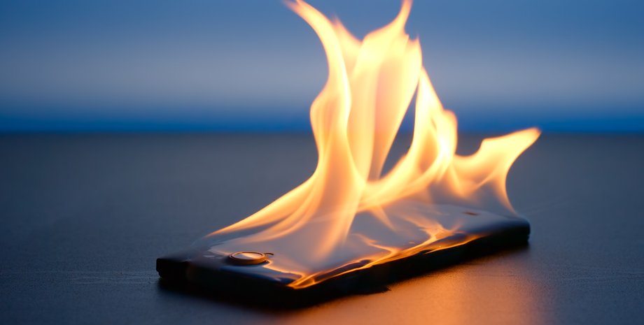 Батарея Li-Ion взрыв