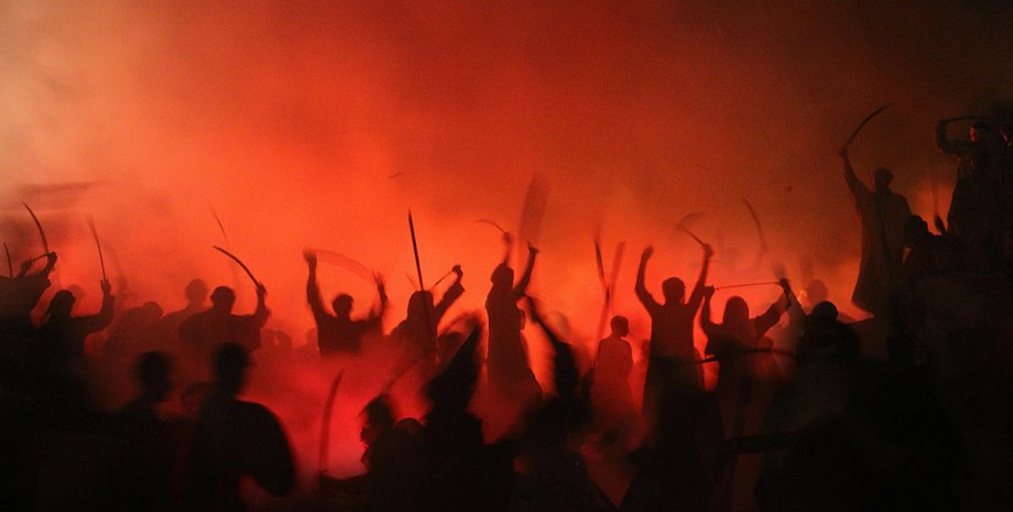 столкновения людей война, ненависть, агрессия