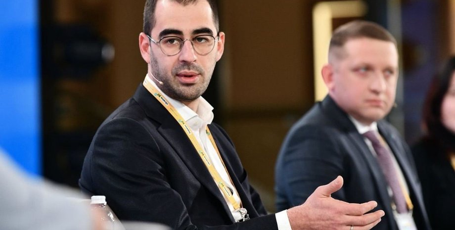 Александр Трухин, слуга,