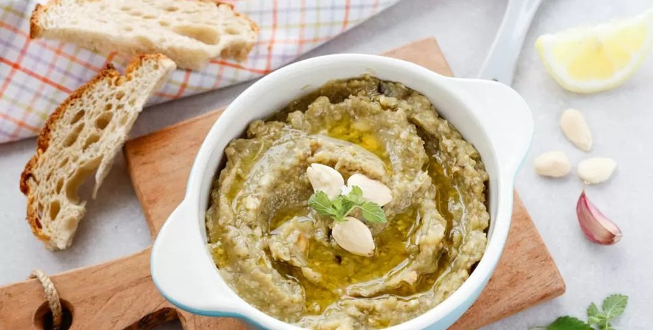 Песто из баклажанов, баклажаны рецепт, вкусное блюдо из баклажанов, что приготовить из баклажанов
