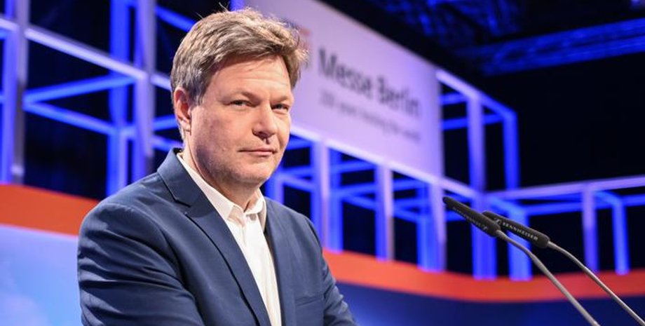 Роберт Хабек поставки оружия