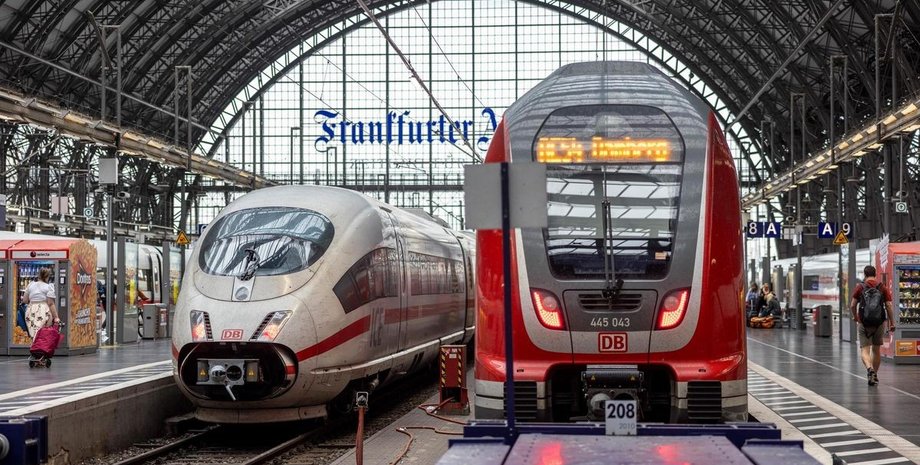 поїзд європою