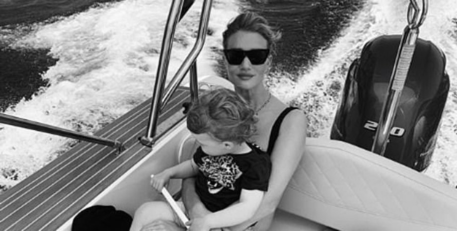 Фото: Instagram rosiehw