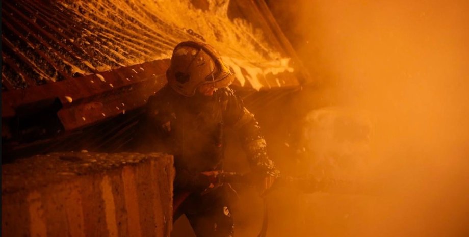 Пожежа в Одеській області У Одеській області почалась пожежа в порту Південний