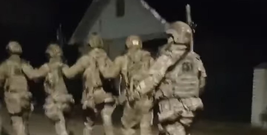 СБУ, Надворная