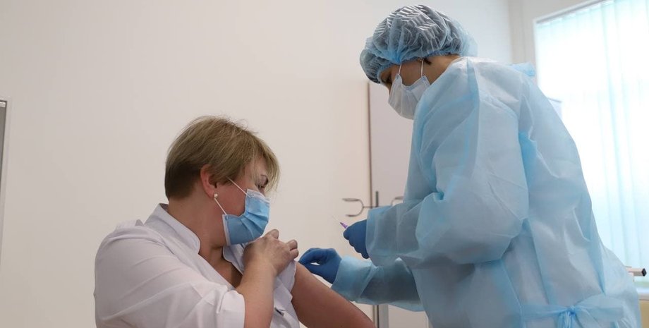 В Киеве запустят автобусы вакцинации от COVID-19