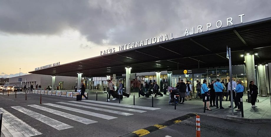 Евакуація аеропорту Пафос