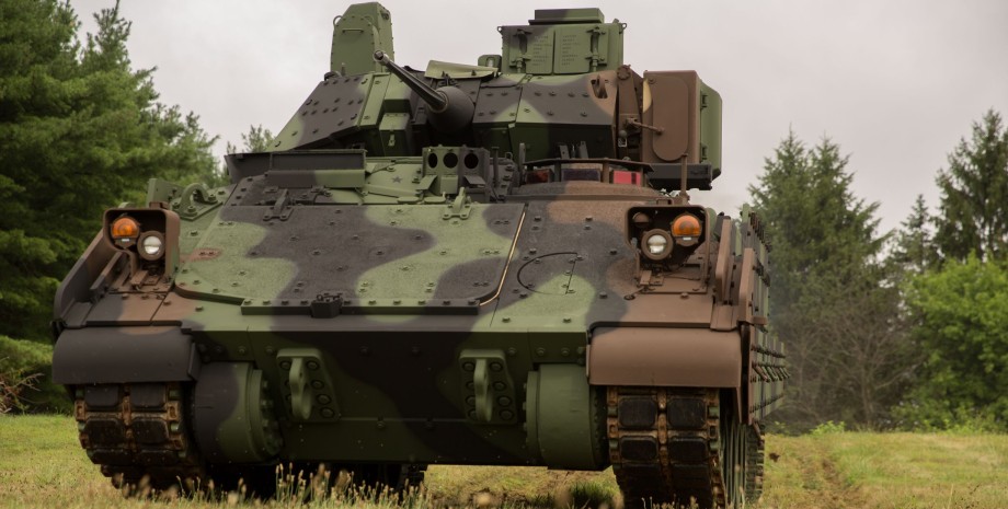 M2A4E1 Бредлі