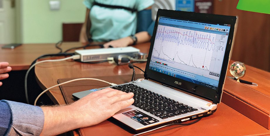 Фото: Ирина Датий. Рисунок: Михаил Александров