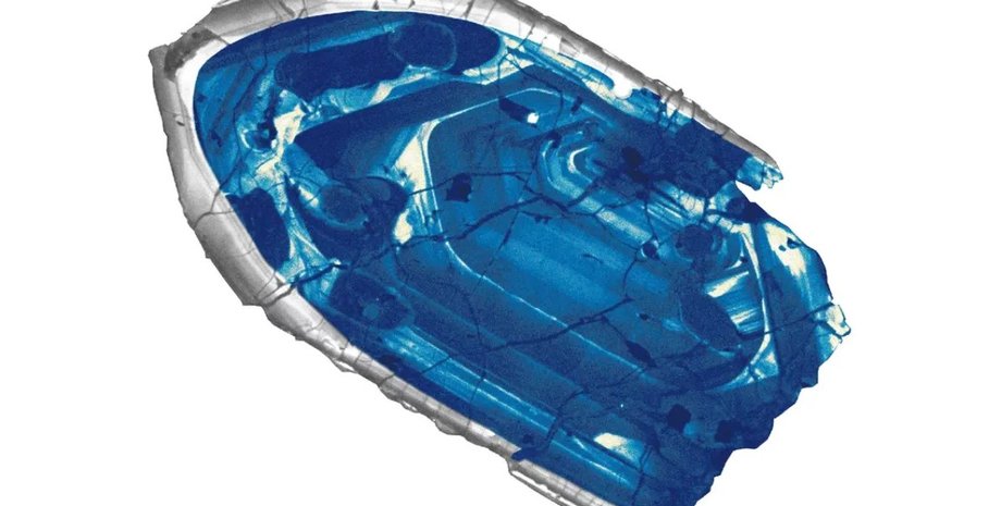 кристалл циркона