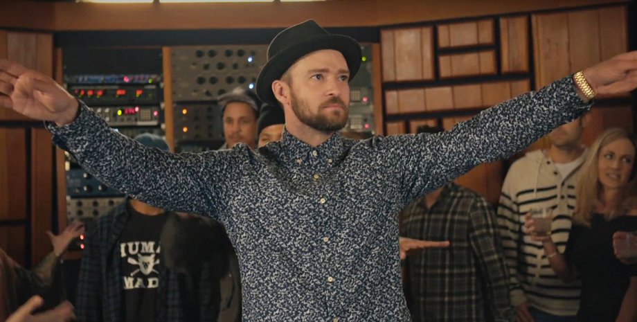 Кадр из клипа Джастина Тимберлейка Can"t Stop The Feeling