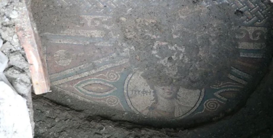 археологи знайшли незвичайну мозаїку