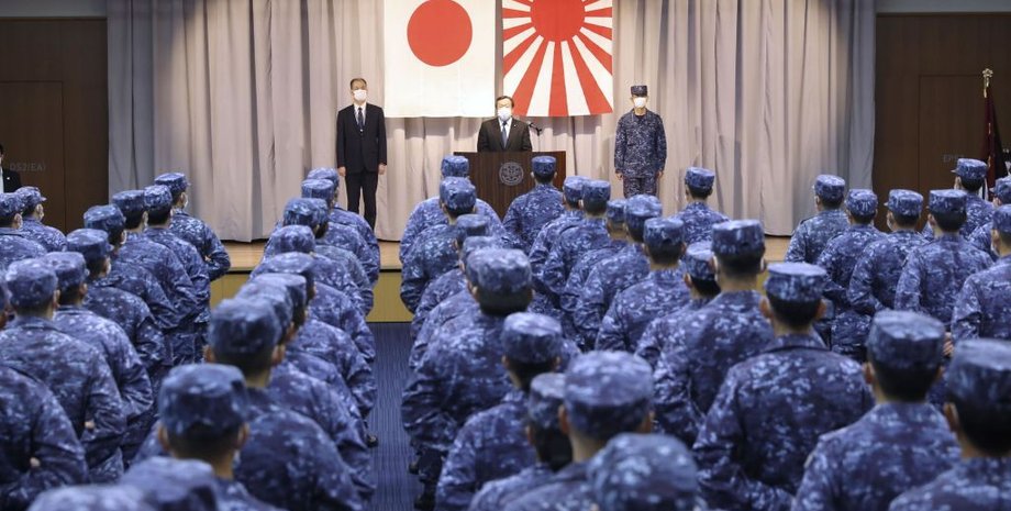 армия японии, японская военная техника, японская армия, Министр обороны Японии, Ясукадзу Хамада