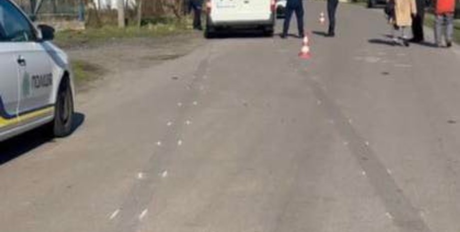 На Ровненщине бус сбил жену военного