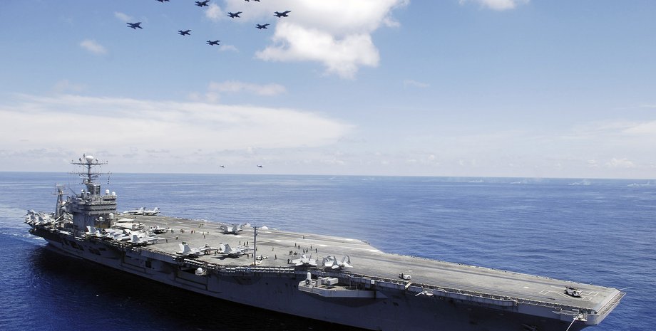 Авианосец  "Авраам Линкольн"/Фото: Википедия