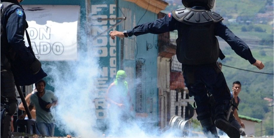 Столкновения в Венесуэле / Фото: Getty images
