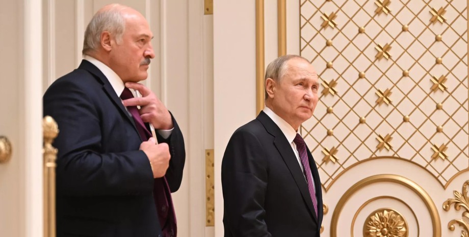 президенты Владимир Путини и Александр Лукашенко