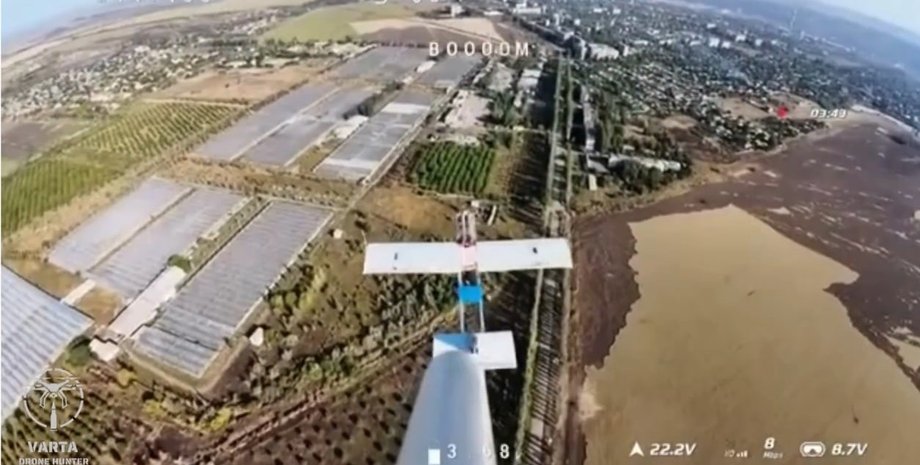 Система DroneHunter уразила дрон Молния