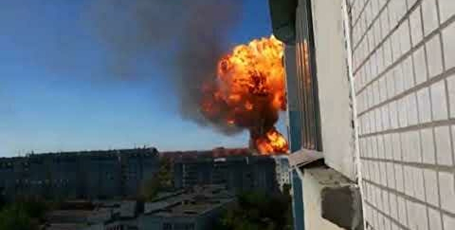взрыв, пожар, пожар на АЗС в Новосибирске
