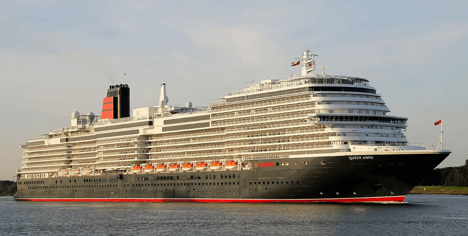 Круїзний лайнер, судно, корабель мрії, навколосвітнє плавання, пасажири круїзного лайнера, наказ капітана, пірати, пірати напали на судно