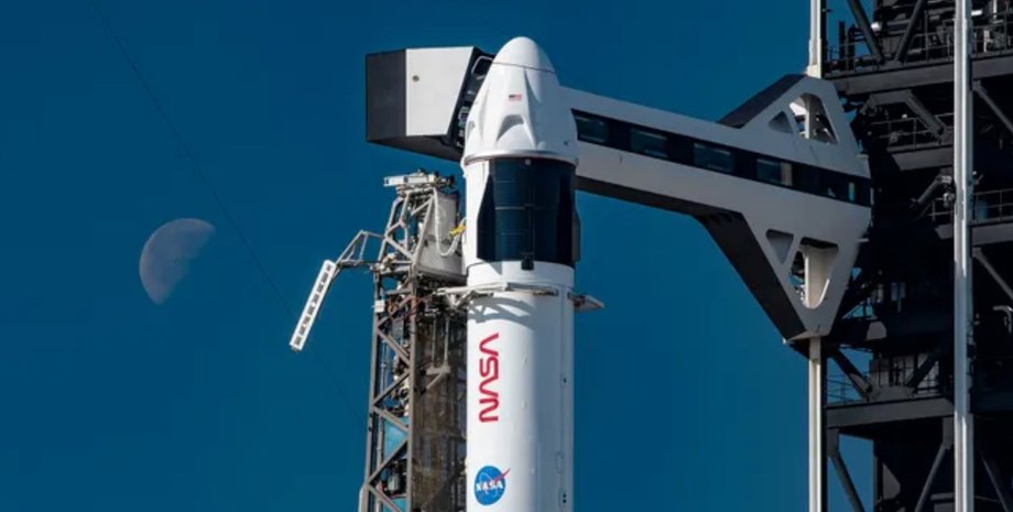 Crew 12 Falcon 9 Crew Dragon