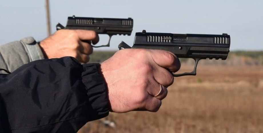 зброя, стрілянина, пістолет, легалізація зброї, Україна 2021, закон про легалізацію зброї