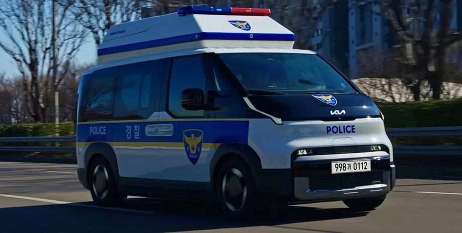 поліцейське авто кіа поліцейський Kia PV5