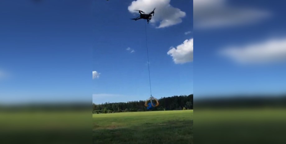 Дрон, евакуатор, ЗС РФ, БПЛА, фото