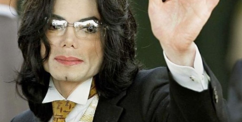 Майкл Джексон инсценировал свою смерть?
