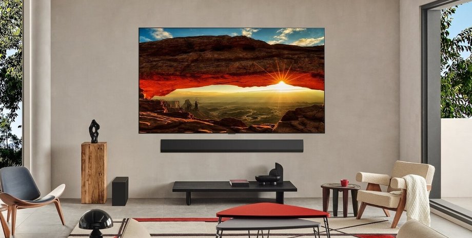 Телевизор LG OLED 83G5 в интерьере