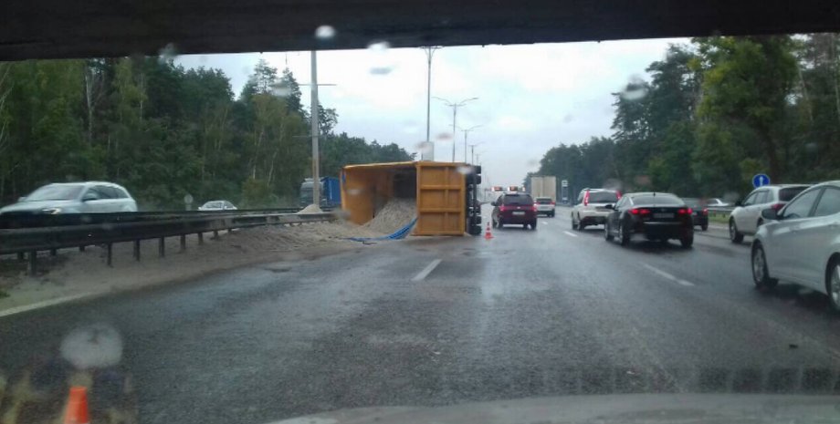 Фото: Подробности