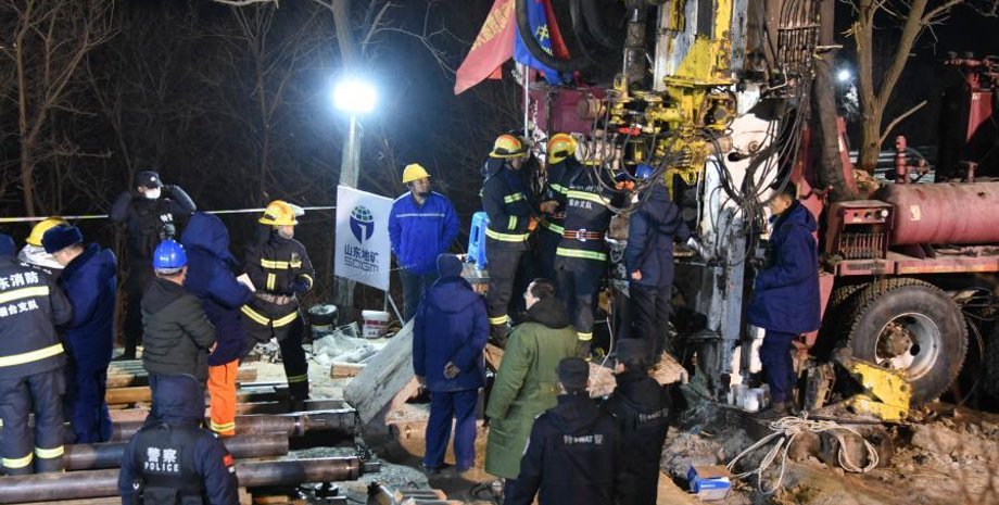 Китай, Шахтарі, Записка, Обвал, Рятувальники, Шахта