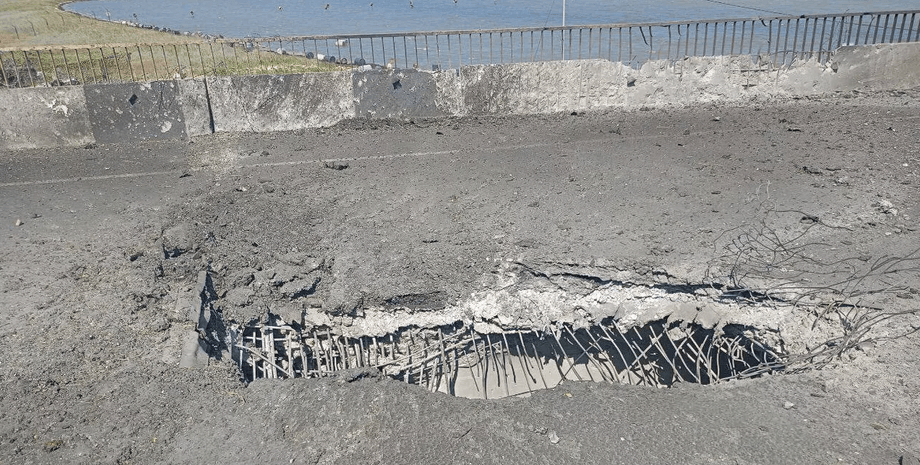 Мост в Крыму